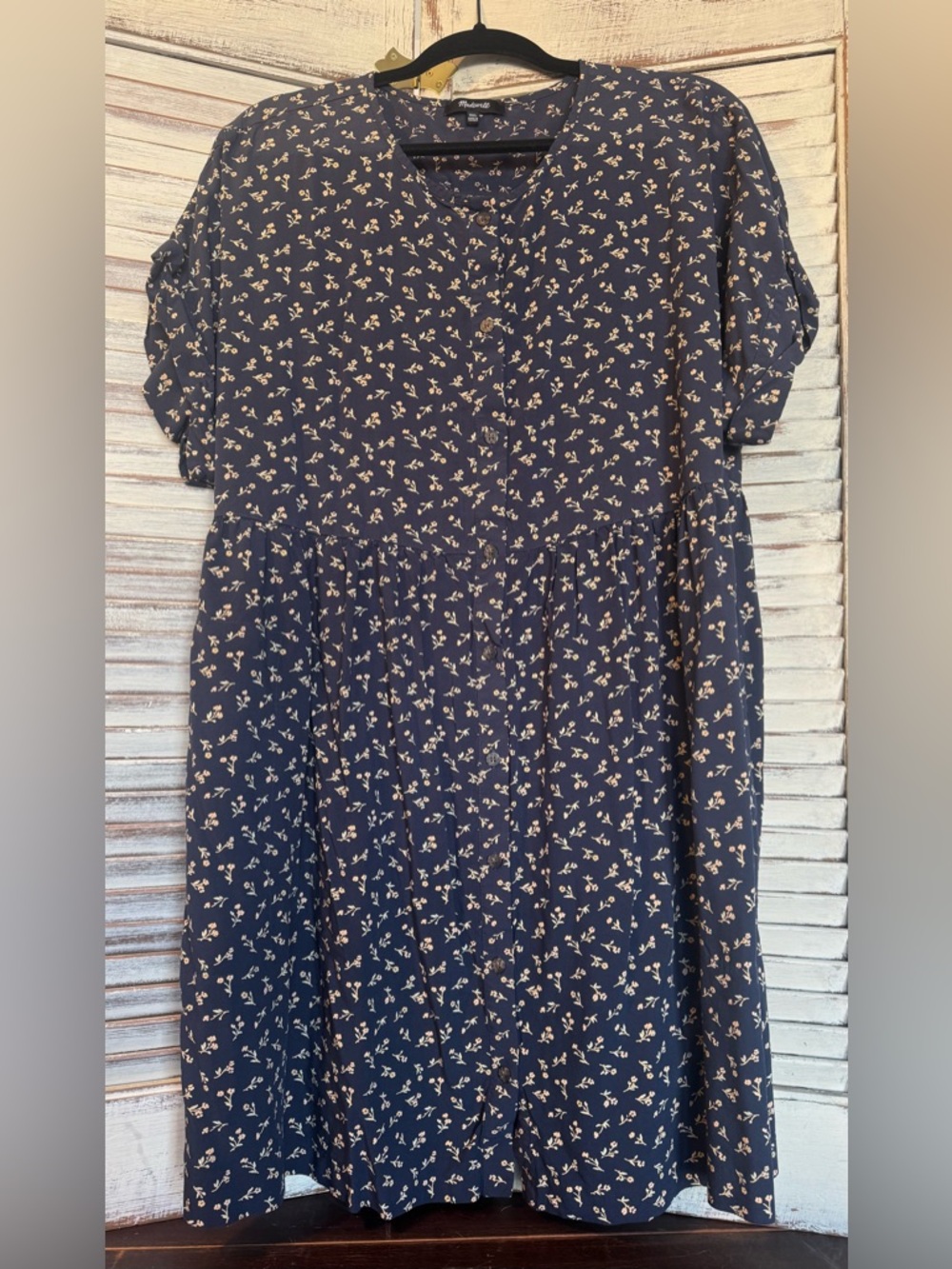 Navy Floral Short-Sleeve Casual Dress